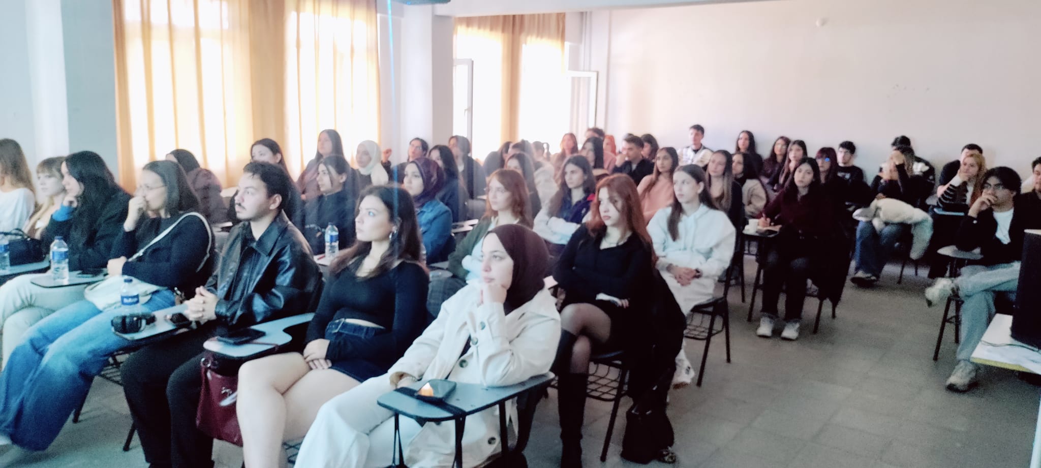 Sivil Hava Ulaştırma İşletmeciliği Programı "Sektördeki Mezunumuzun Kariyer Basamakları" Konulu Söyleşi düzenlendi.